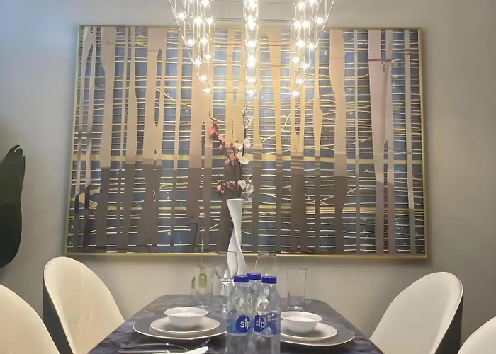 Spacious And Comfortable 3br, 2br, 1br Family With Ocean-view Near Airport, Of Dreams, Solaire, Parqal, Ayala Malls, And Moa, Free Parking 4*